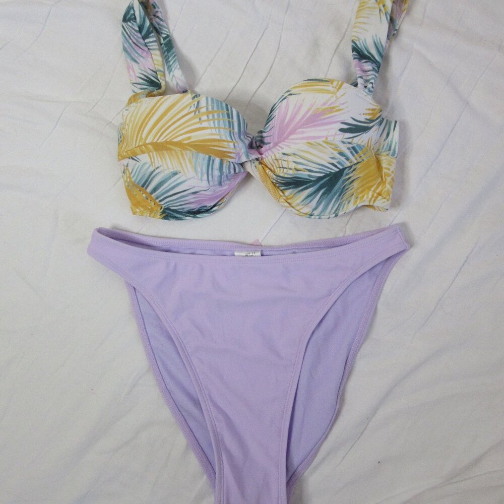 wild fable Shade & Shore 2 Piece Bikini Lavender White Beach Size Medium 34C NWT